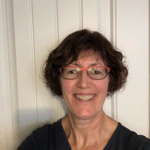 Meet your Posher, Lynda